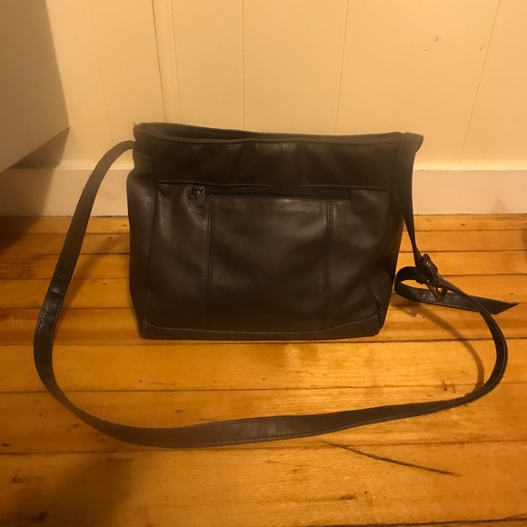 Vintage Coldwater Canton Riding Club- Leather Bag - Picture 5 of 8